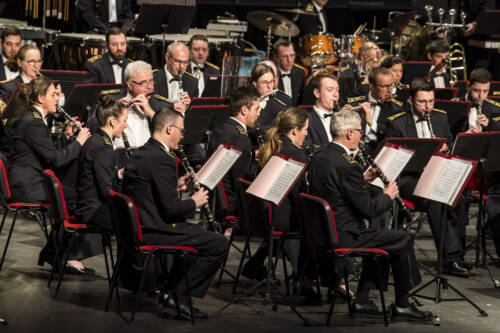 Orchestre-Armee-de-lair