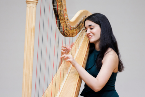 Shamim Minoo: Musical Strolls Through Reims